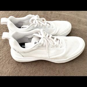 Vans Ultra Range, White